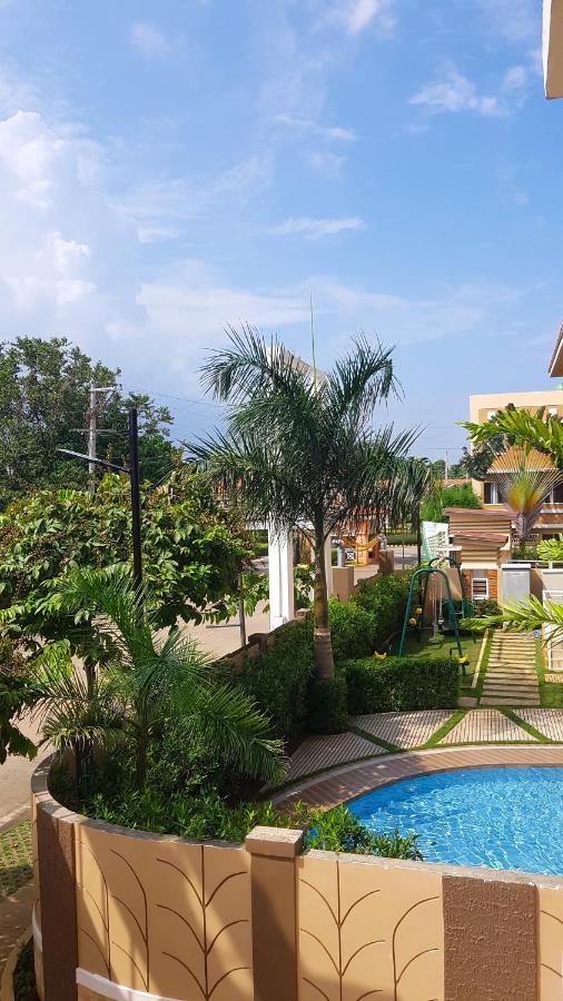 2 Bedroom And Studio Apartments With Private Pool And Gym In Vista Manors Verdant Puerto Princesa Zewnętrze zdjęcie