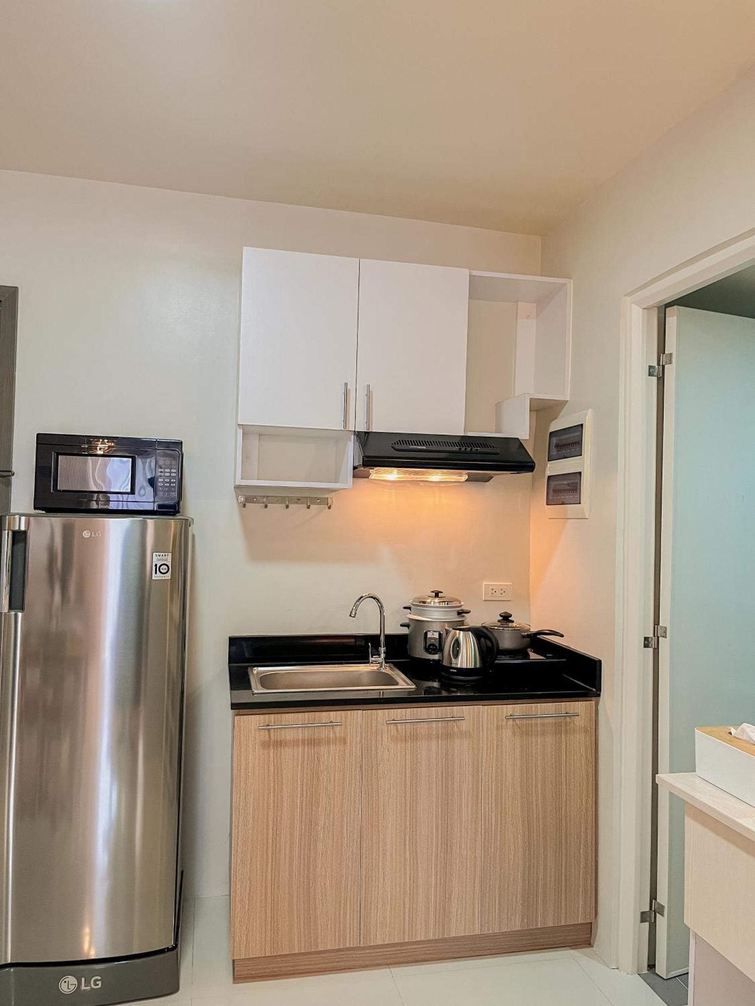 2 Bedroom And Studio Apartments With Private Pool And Gym In Vista Manors Verdant Puerto Princesa Zewnętrze zdjęcie