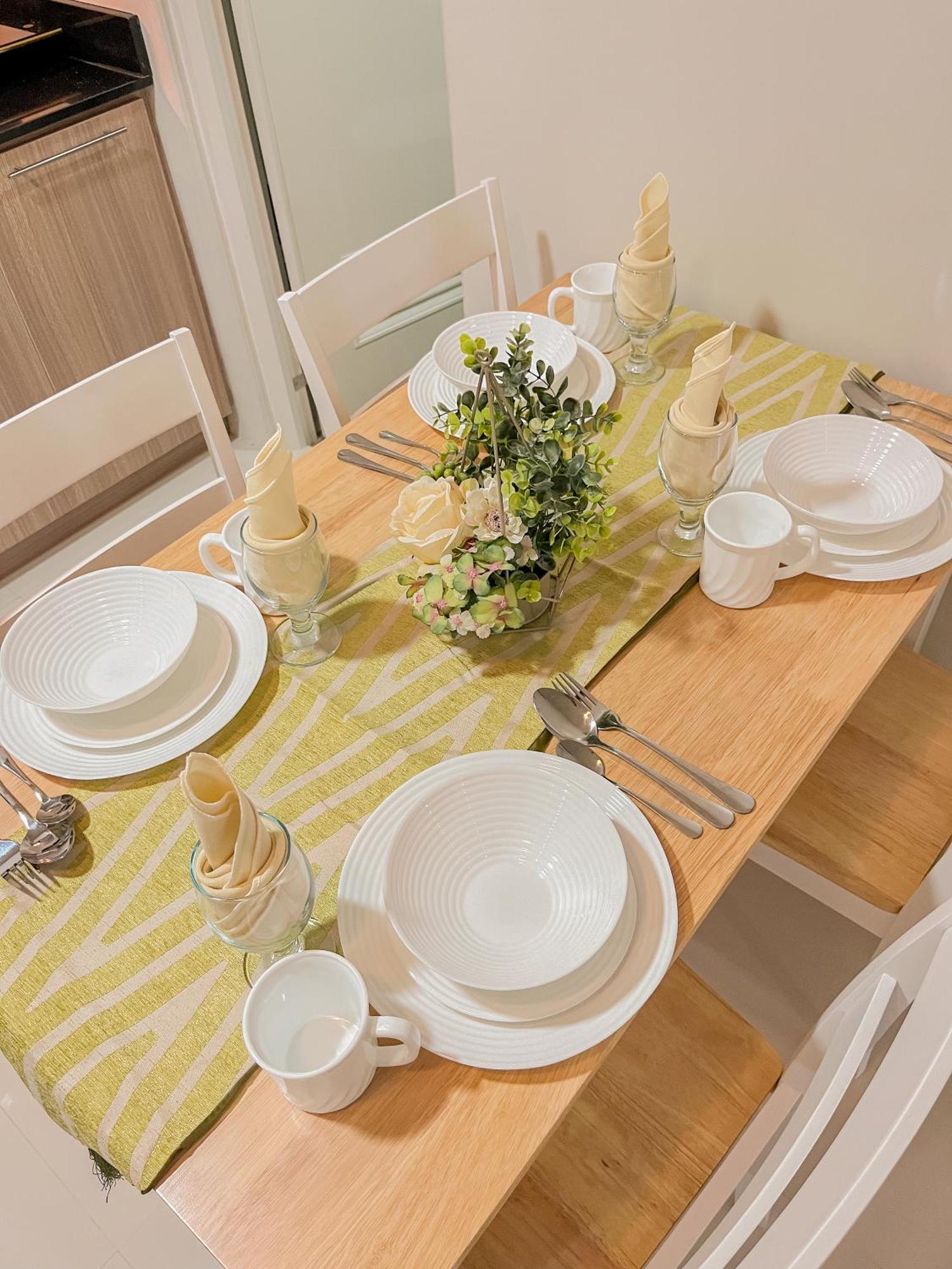 2 Bedroom And Studio Apartments With Private Pool And Gym In Vista Manors Verdant Puerto Princesa Zewnętrze zdjęcie