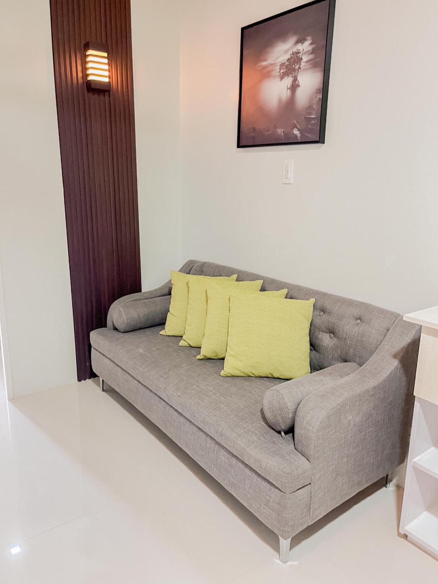 2 Bedroom And Studio Apartments With Private Pool And Gym In Vista Manors Verdant Puerto Princesa Zewnętrze zdjęcie