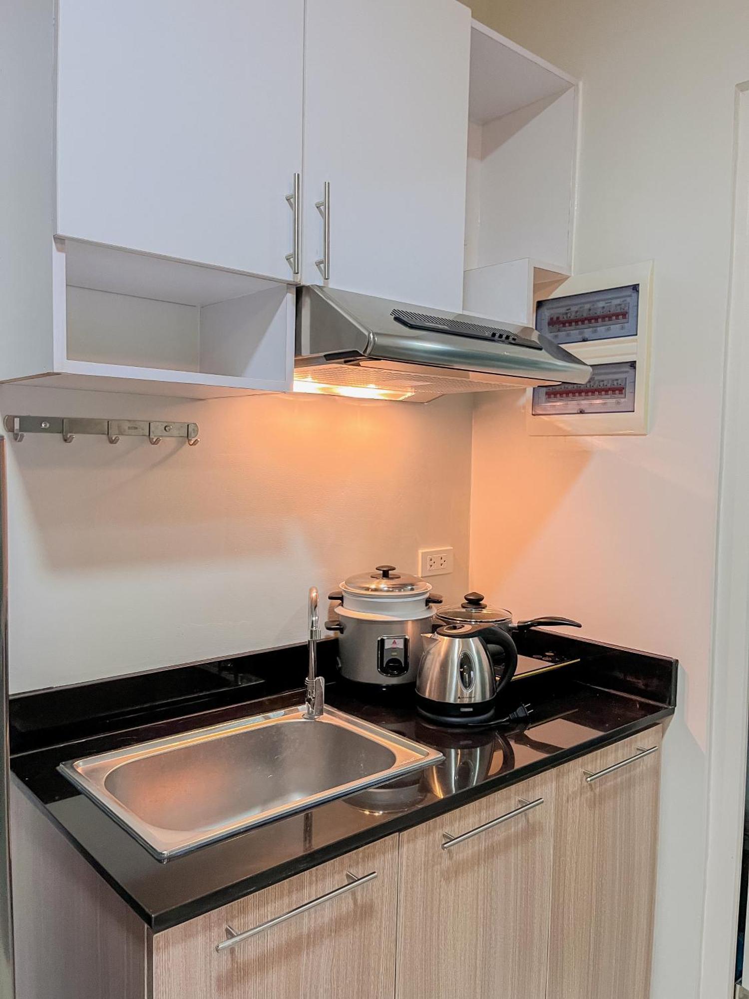 2 Bedroom And Studio Apartments With Private Pool And Gym In Vista Manors Verdant Puerto Princesa Zewnętrze zdjęcie