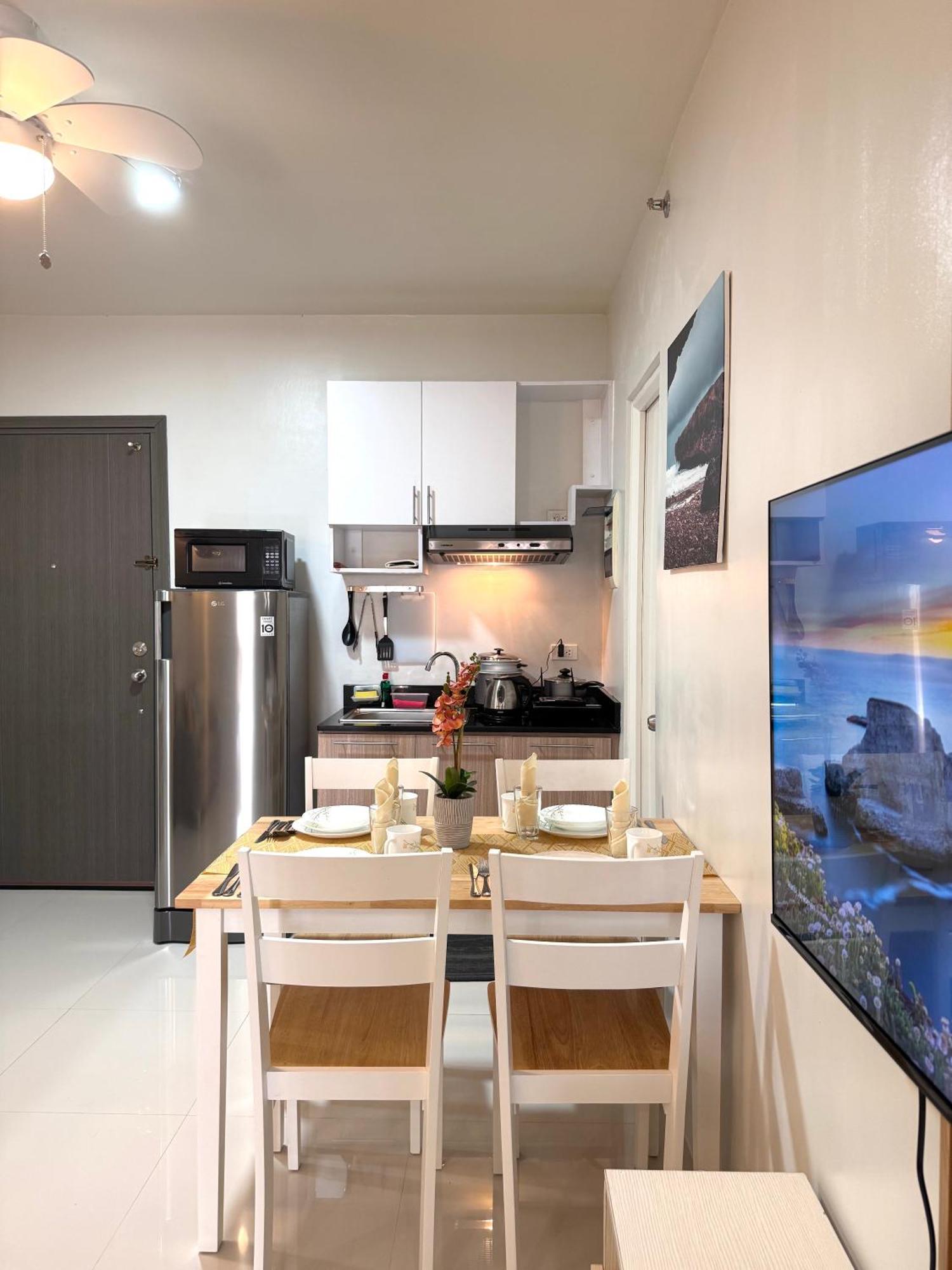 2 Bedroom And Studio Apartments With Private Pool And Gym In Vista Manors Verdant Puerto Princesa Zewnętrze zdjęcie